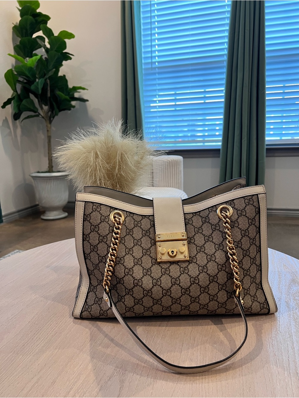Gucci Padlock Medium GG Supreme Canvas Tote White Leather Gold Hardware
